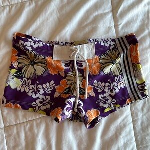 Rufskin men’s purple flower print swim trunks sz M